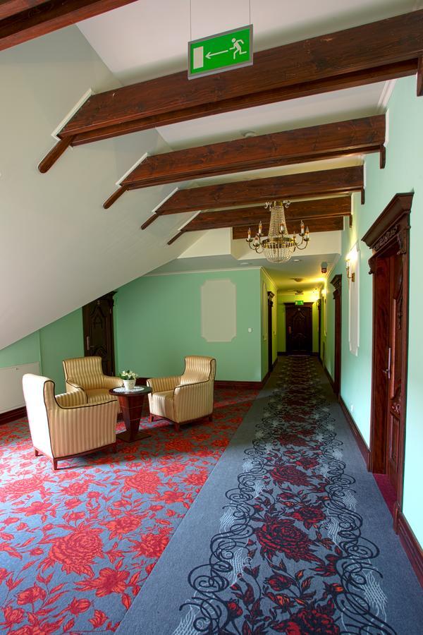 Hotel Roza Kamieniec Wroclawski Exterior foto