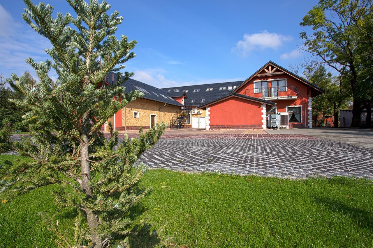 Hotel Roza Kamieniec Wroclawski Exterior foto