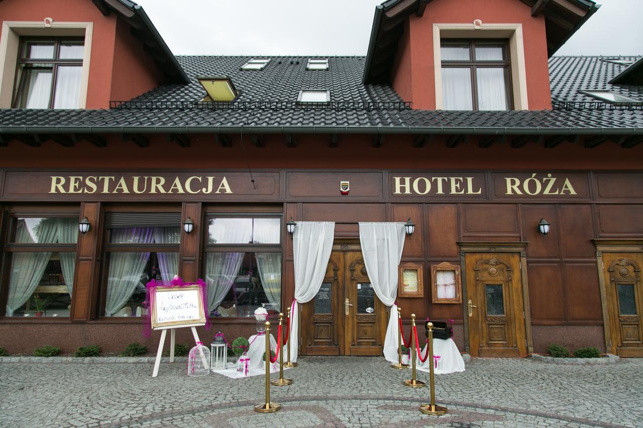 Hotel Roza Kamieniec Wroclawski Exterior foto